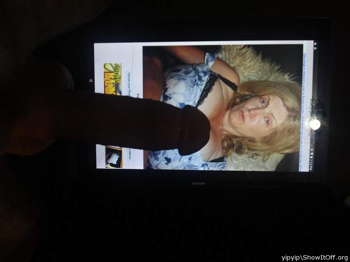 Adult image from Yipyip