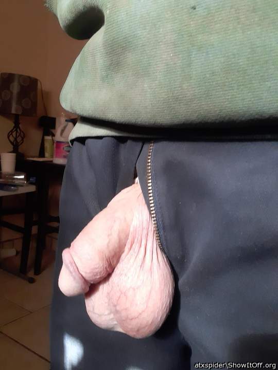 Id love to weigh those big beautiful balls against my tongu