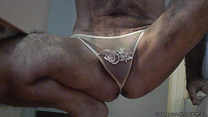 Adult image from minipassivo