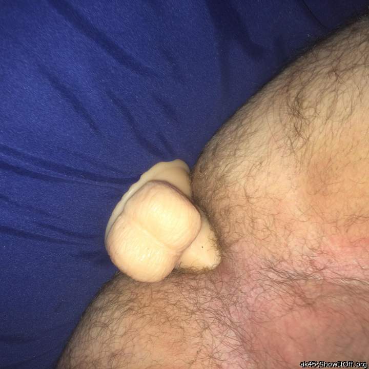 Adult image from Ak45