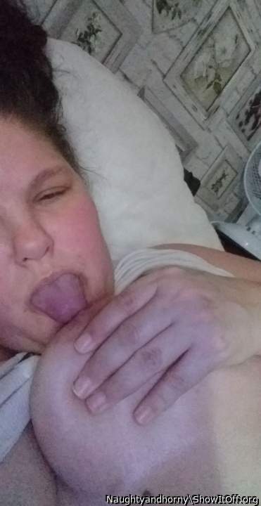 Great pic &#128525;,suck that big tittie babe!&#128293;