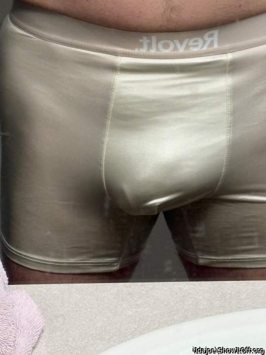 Adult image from iIdajoe