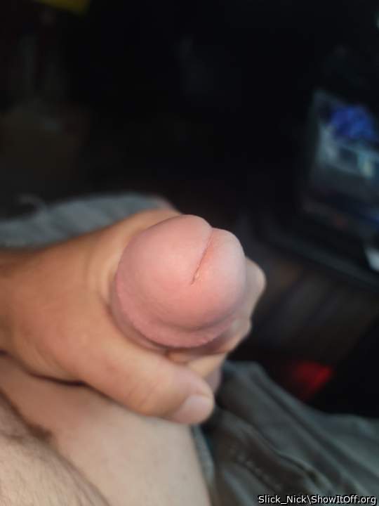 Dickhead hole