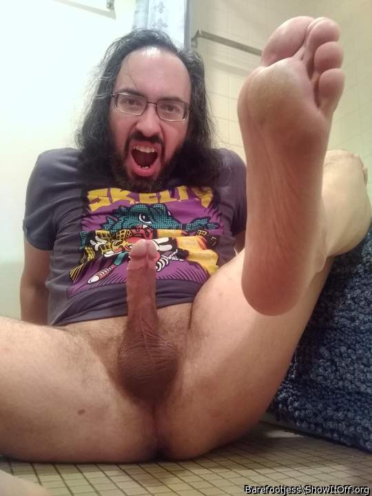 Adult image from Barefootjess