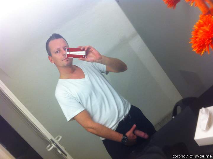 Adult image from corona7
