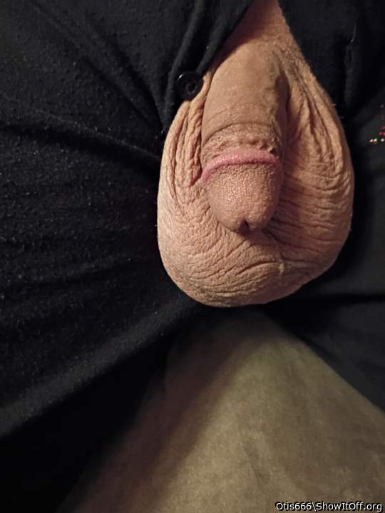Adult image from Otis666
