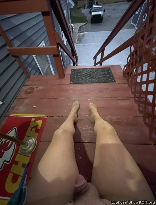 Adult image from Lvphose