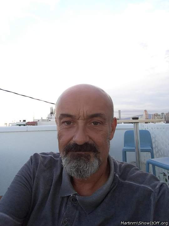 Adult image from Martinm