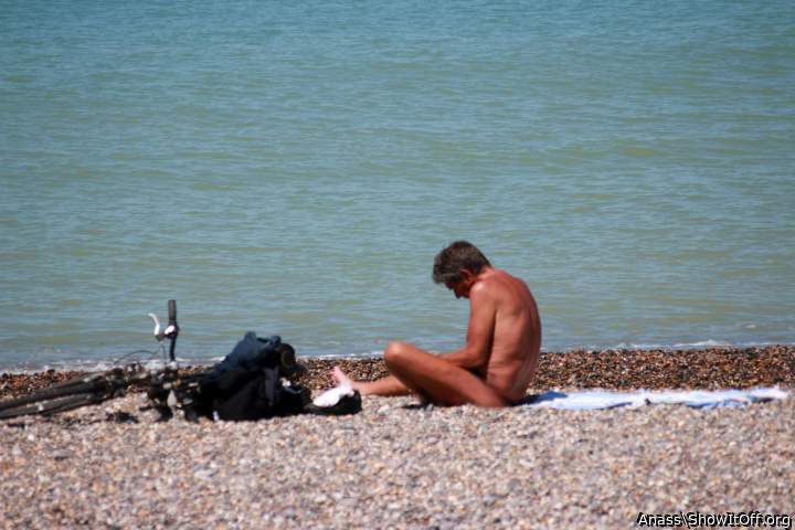 Adult image from Anass