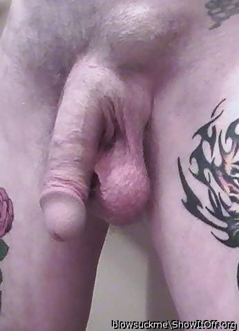 Adult image from blowsuckme