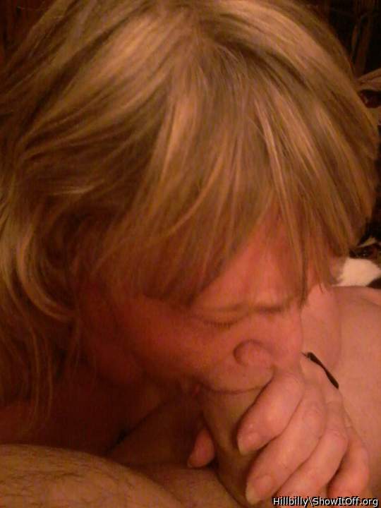 Adult image from Hillbilly