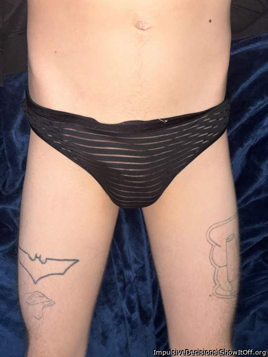 nice legs and bulge 