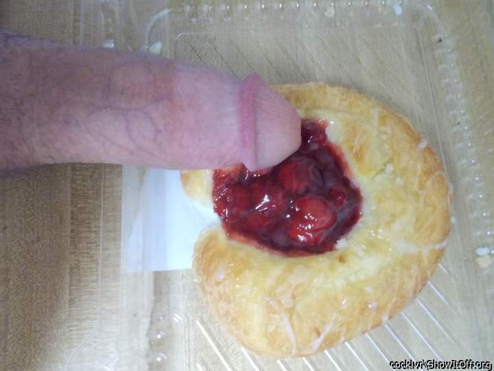 Mmmmm bring on that hot cream�