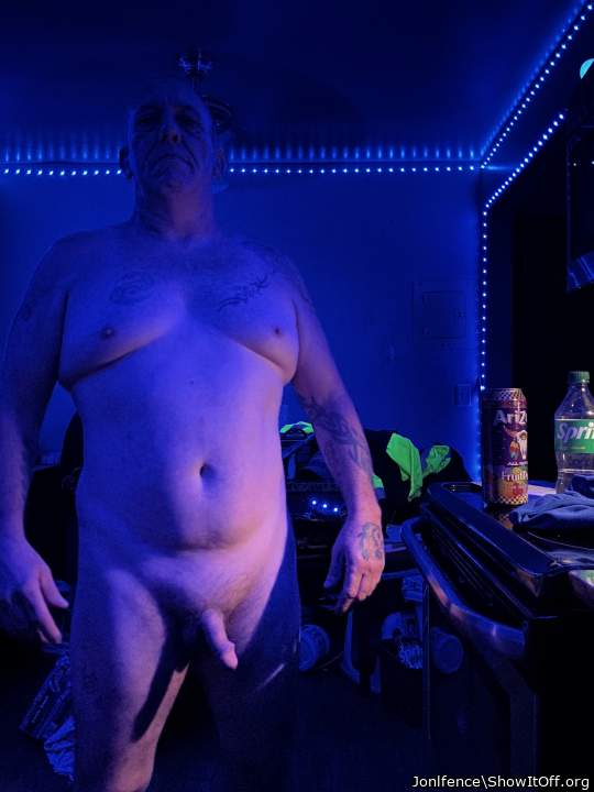 Adult image from Jonlfence