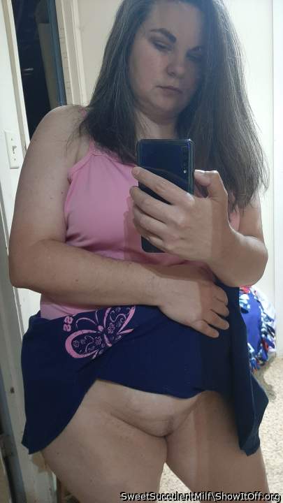 Adult image from SweetSucculentMilf