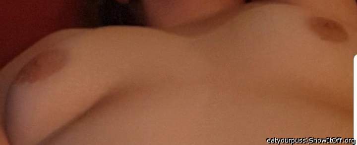Adult image from eatyourpuss