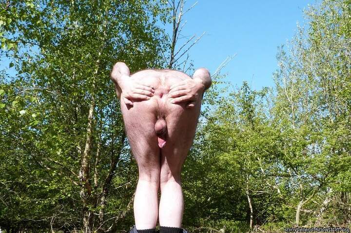 Sunning My Sweaty Arse Hole