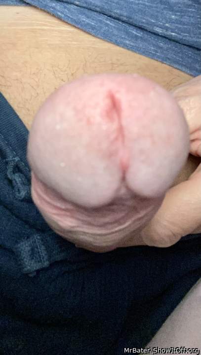 A closer view of today�s foreskin-stretching boner!