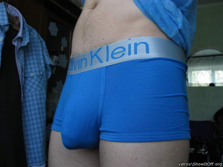 hot sexy big bulge, nice panties

  