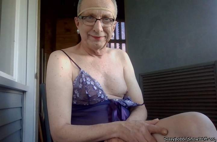 Adult image from SissyBobbi