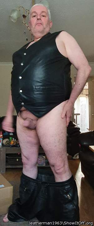 Adult image from leatherman1963