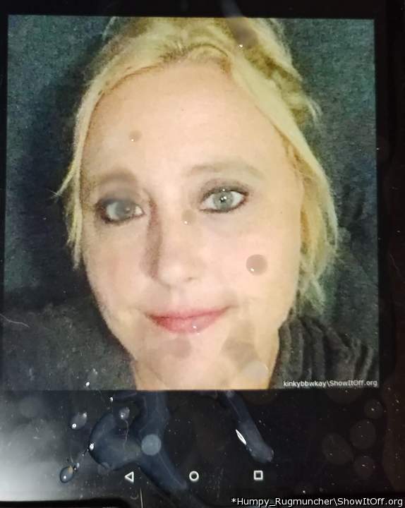 Adult image from *Humpy_Rugmuncher