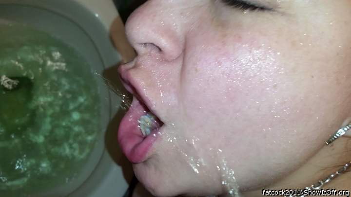 getting a piss facial