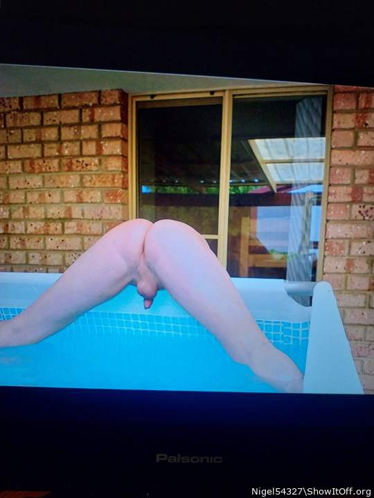 Adult image from Nigel54327