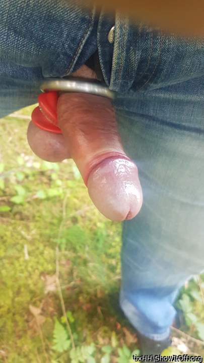 Amazing picture I like your rings 