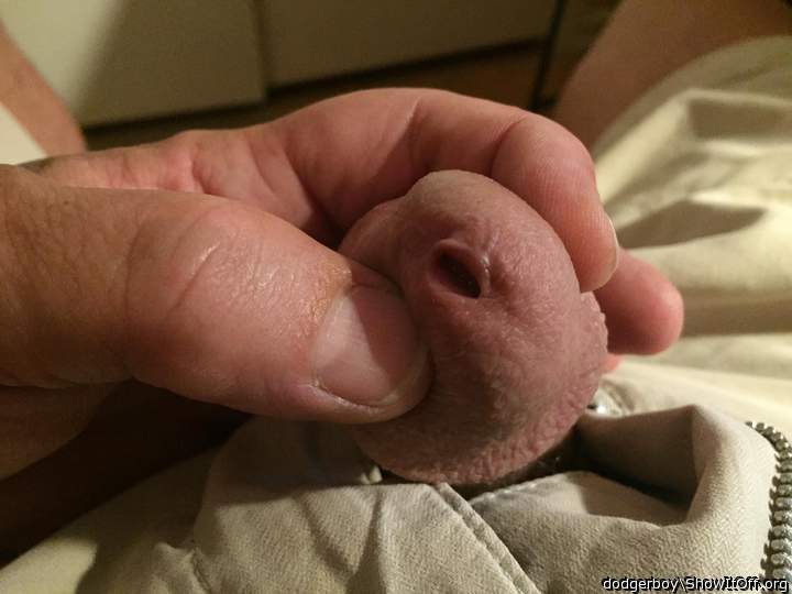 Would love to kiss that hole!