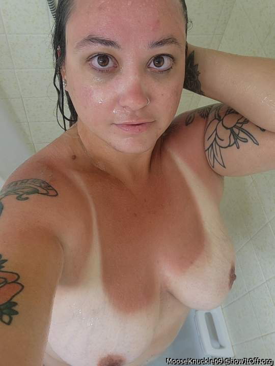 Pretty lady gorgeous tits sexy tan