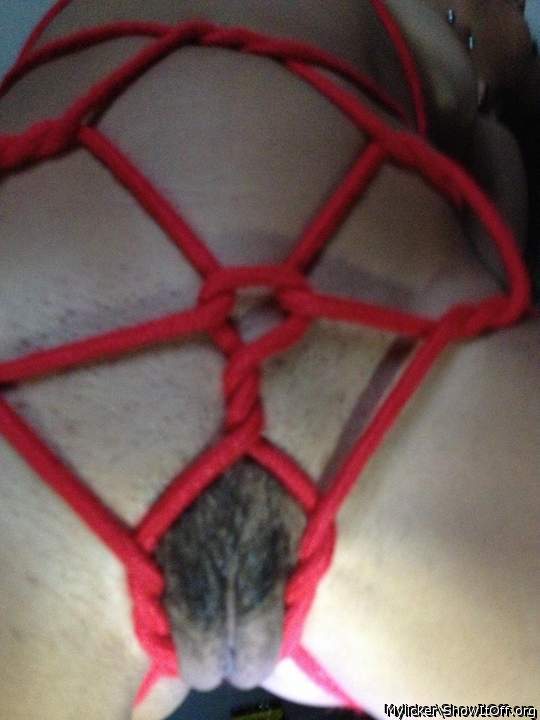 mmm that's bound to give full pleasure. Stunning.    