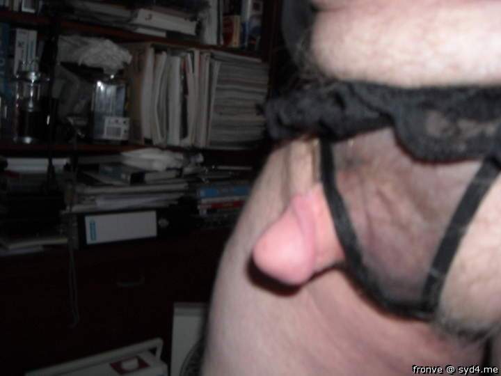 Adult image from fronve