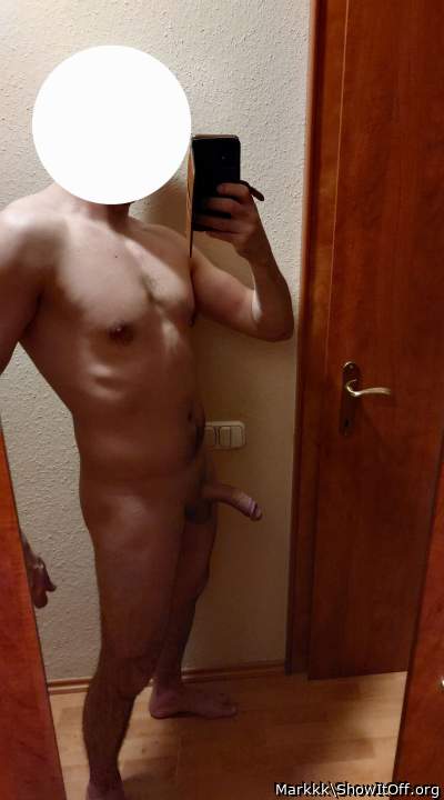 Adult image from Markkk