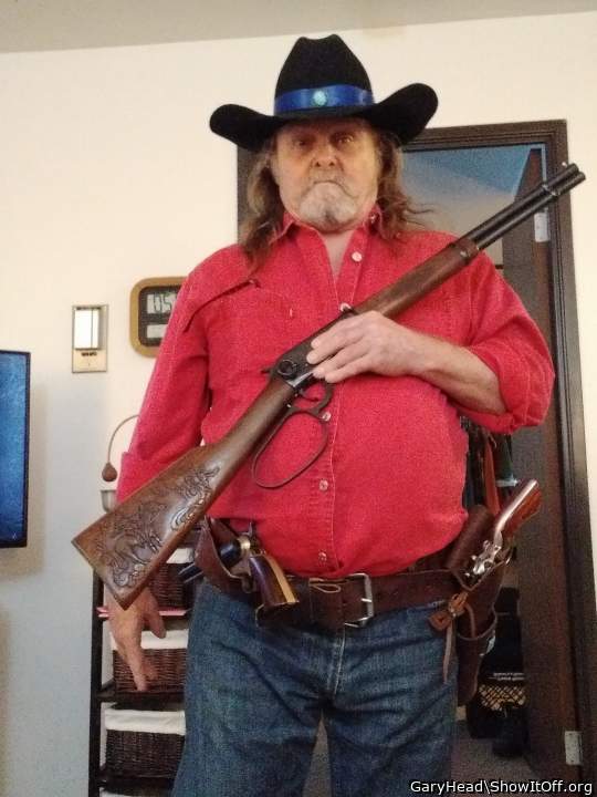 Adult image from GaryHead
