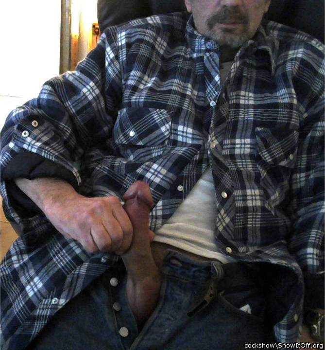 Adult image from cockshow