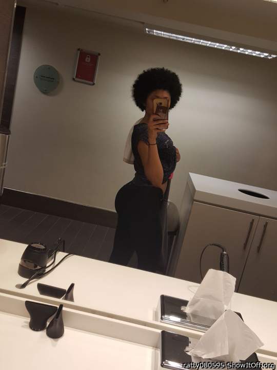 in the gym working on my ass for y'all