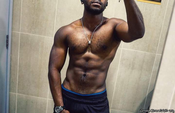 Adult image from Gmilio