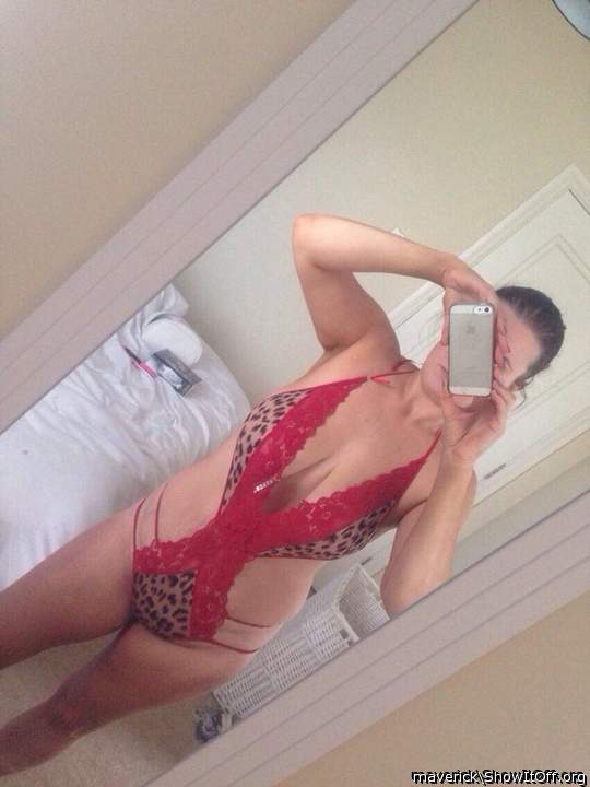 Very hot and sexy     