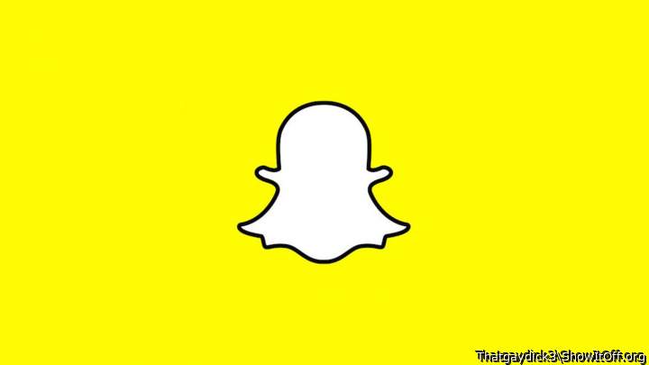 Add me on snap if you want to jerk while I watch😏. Snap : tri_tan