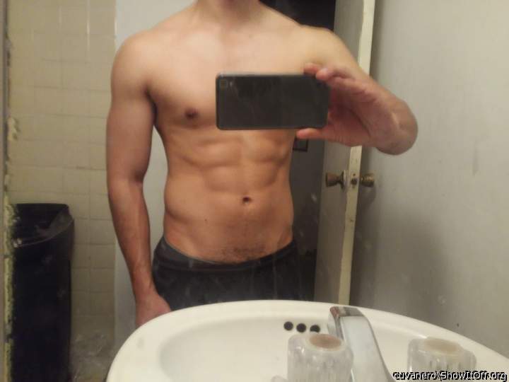 Adult image from cuvanero