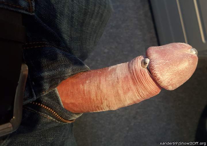 Adult image from xander69