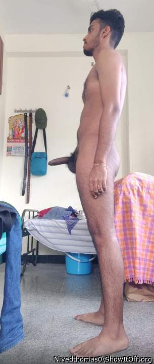 amazing profile, nice tall man, long legs

oh, don't forge