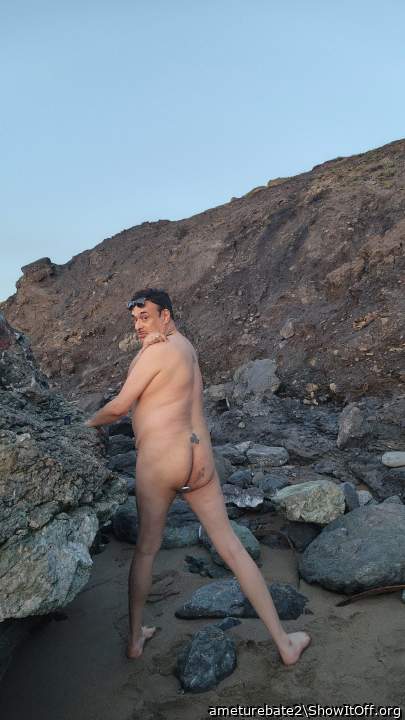 whoring at the beach