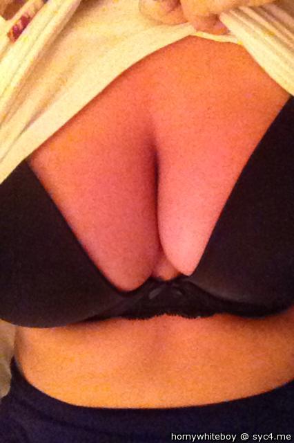 Adult image from hornywhiteboy