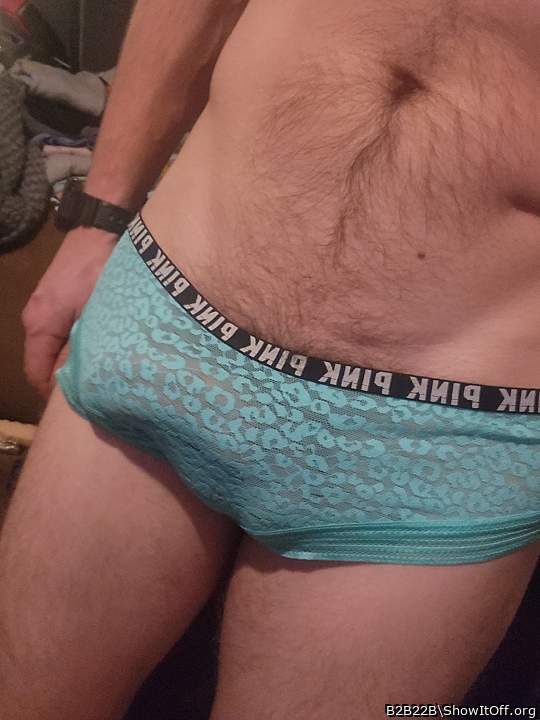 Adult image from B2B22B