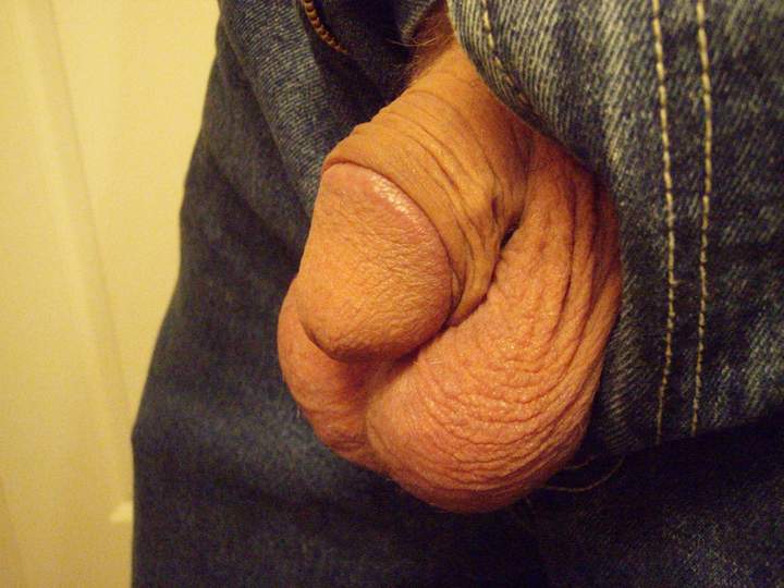 Adult image from lilsoftee