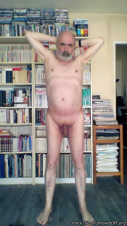 Adult image from mxix75013
