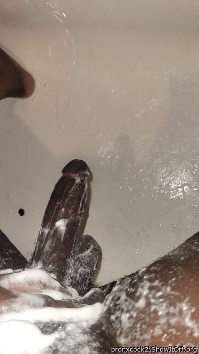 Mmmm sudsy 😏✨💦💦💦