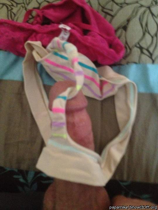 Adult image from Papamike